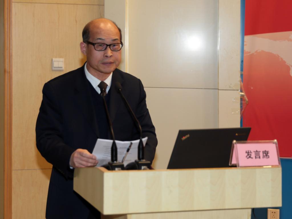 省职教学会常务副会长、副院级调研员王晓江主持第四阶段会议