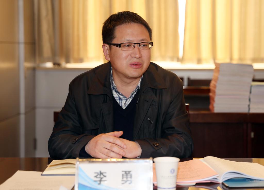 西安交通大学就创中心副主任李勇介绍评审工作要求