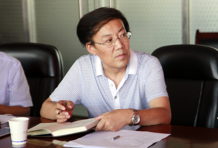 党委副书记王天哲与我院高层次人才代表座谈