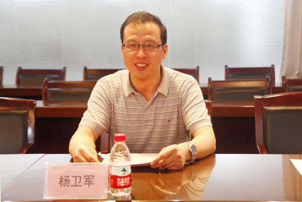 副院长杨卫军介绍我院的基本情况