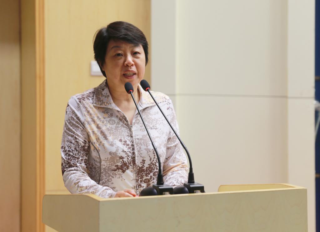 光伏电子工程的设计与实施赛项执委会副主任鲍洁讲话