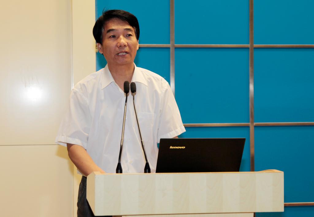 陕西省职教学会会长、党委书记崔岩致辞