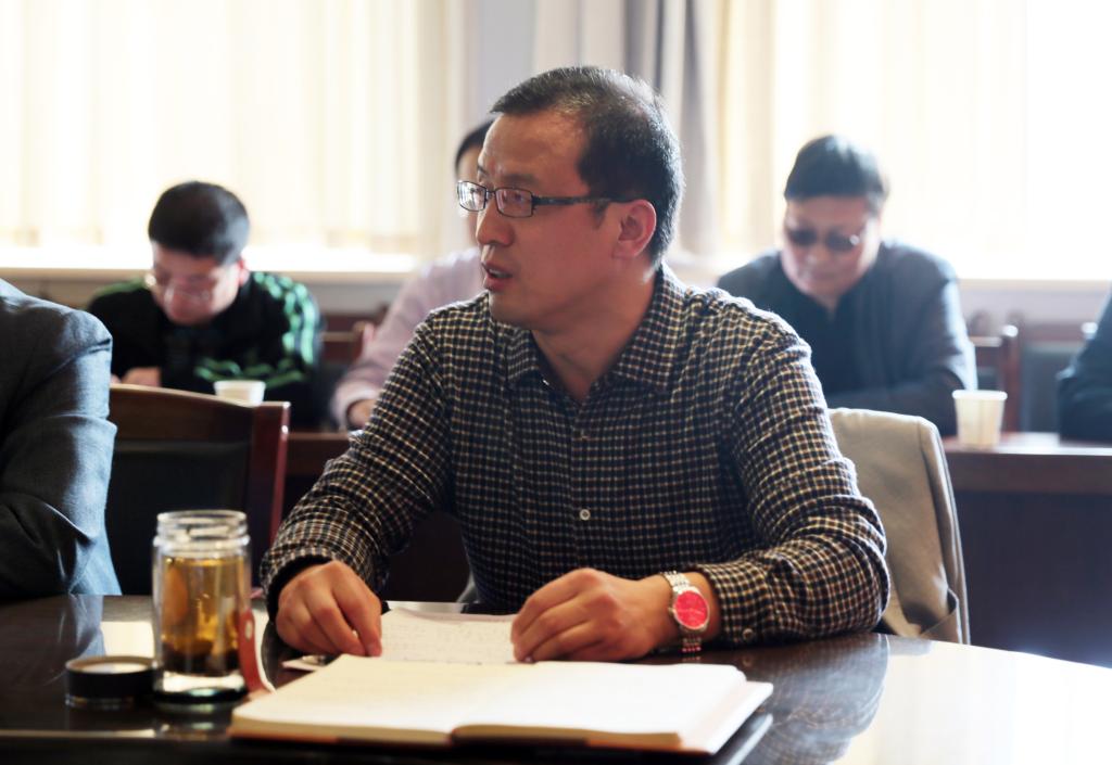 副院长、民盟盟员杨卫军发言