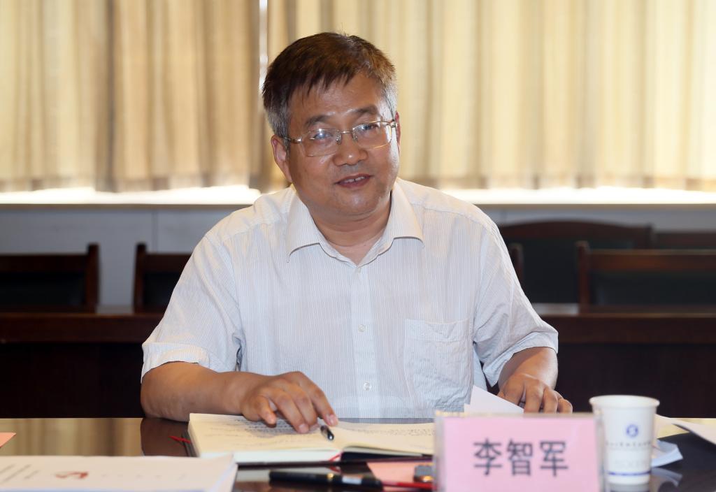 省委高教工委副书记李智军出席会议并讲话